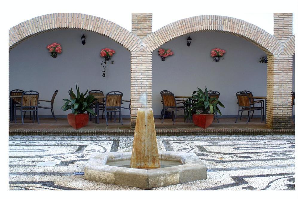 Hotel La Enrea Montefrío Faciliteiten foto